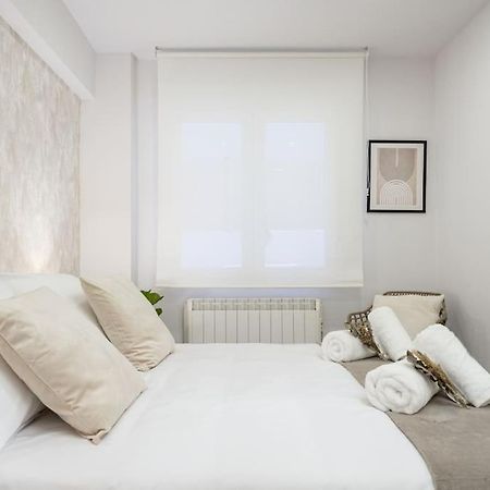 Apartamento El Patio De Schulz Gijón Exterior foto