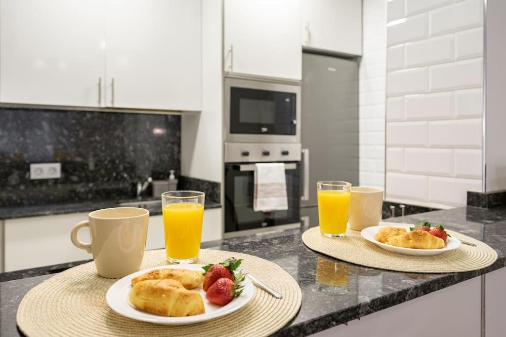 Apartamento El Patio De Schulz Gijón Exterior foto