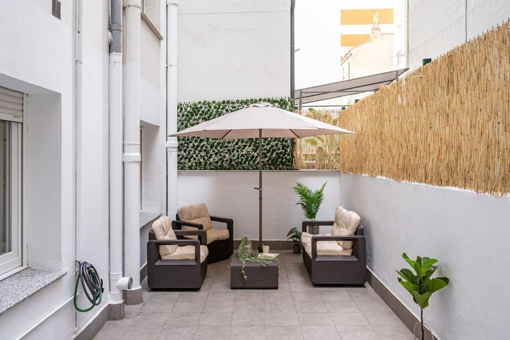 Apartamento El Patio De Schulz Gijón Exterior foto